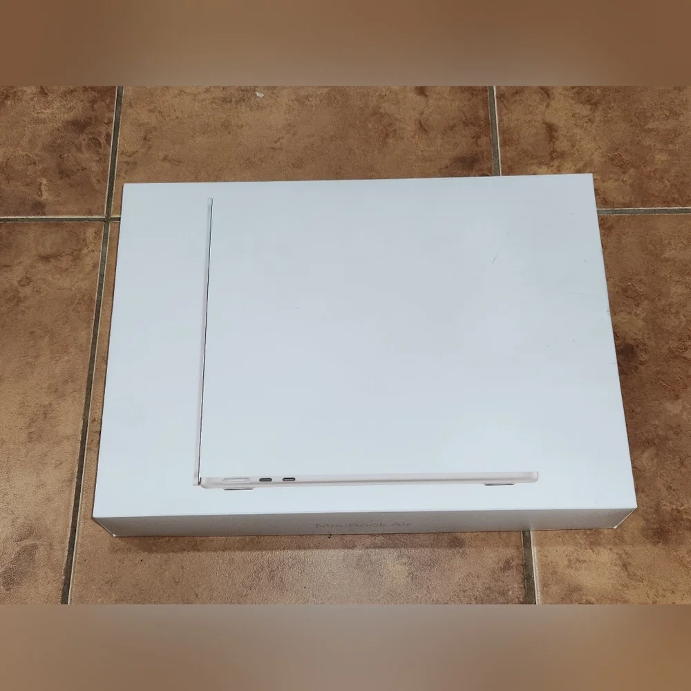 MacBook Air 13-inch Empty Box